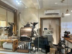 -边渡咖啡烘焙店(昙华林店)