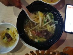 -闫家驴肉老店(华电一校店)