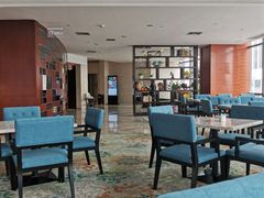 大堂-华强广场酒店-椰香高空自助餐厅