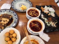 -炉小二铜锅牛蛙•川湘菜(三里屯店)
