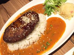 -玛格萝妮(汇智国际商业中心店)
