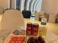 -涨巢·潮玩水疗局