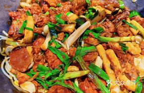 Yun-Gui Spicy Pot Chicken