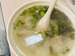 馄饨-宝光熏肉鞋底火烧(新街口店)