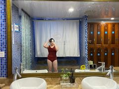 -七彩阳光游泳俱乐部(江北远洲店)