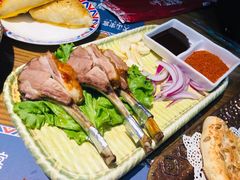 -巴扎美食·新疆菜·西域歌舞表演餐厅(新疆大厦店)
