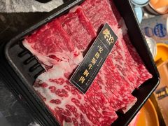 -牛YO寿喜烧·铁板烧和牛火锅自助(市府恒隆店)