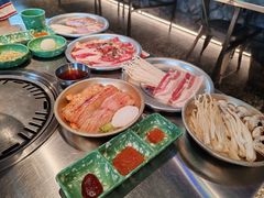 -欧巴炭烤肉오빠숯불구이(南京东路店)