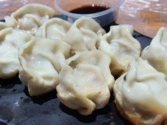 香菜牛肉煎饺-沈记烧烤海鲜(江汉二路店)