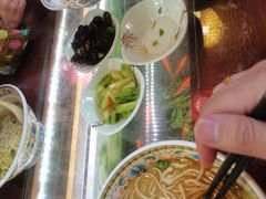 -金杨拉面王小吃面馆·牛三宝面·红烧牛肉粉