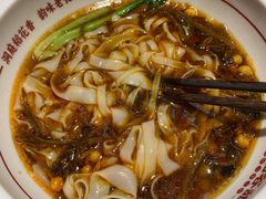 -呷佬·长沙手工米粉(金沙江路店)