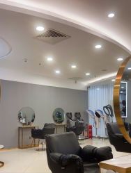 -八佰伴8008星级形象店
