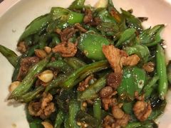 -廖师傅大蒜炒腊肉(袁家岭店)