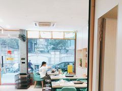 -匠心牛公馆·潮汕牛肉海鲜火锅(索菲特店)