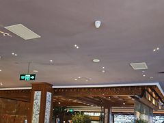 -八府香鸭·啫啫煲(华山路店)