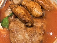番茄浓汤鸡翅猪扒米线-华嫂冰室(尖沙咀店)