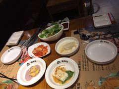-万兴佳烤肉·长白山老味道(东岸里店)
