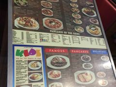 -Pancakes on the rocks(Darling Harbour)