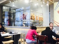 大堂-百事佳烧鸭牛腩(上海虹桥站店)
