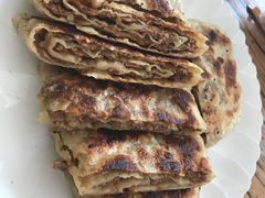 -溢心园香河肉饼总店