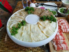 -慢丽江·云南野生菌土鸡锅(西山店)
