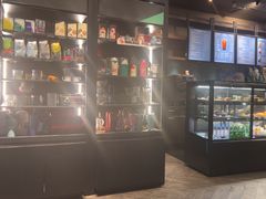 -星巴克臻选(南京金茂览秀城店)
