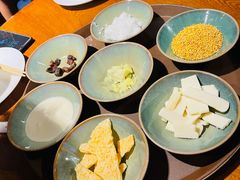 -蒙古苍狼蒙餐