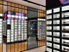 -LensCrafters亮视点(东方新天地店)