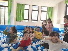 -吉的堡幼儿园(复地花屿城分园)