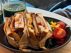 -玲婧胡同·生日蛋糕·餐厅(嘉里城店)