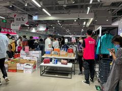 -唯品会(北京国瑞城店)