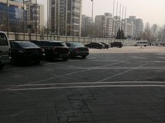 -中关村e世界-停车场