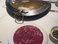 -左庭右院鲜牛肉火锅(金山万达店)