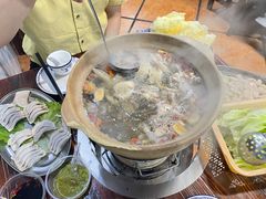 鱼皮饺-威邵鸡煲(西华路总店)