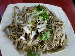 -溢心园香河肉饼总店