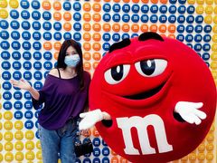 -m豆巧克力世界(上海世茂广场店)