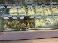 -白玉兰食品甜凤店(合生汇店)