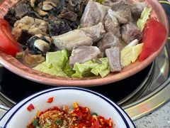 -阿婆情腊排骨火锅(金虹路店)