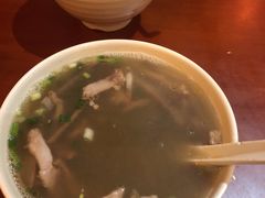 牛肉粉丝-佬钱湾仔(衣裳街店)