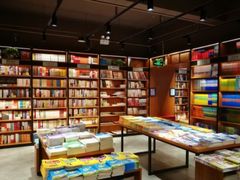 -新华书店(永安路店)