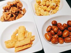 -辣尚瘾·烤鱼·新川菜(牡丹园直营店)