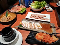 -山之屋炭火烧肉·生啤畅饮(大朗万科中央公园店)