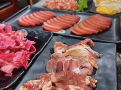 -啊美丽炭火烤肉(滑翔一店)