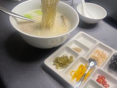 -黄鱼馆Jhouse(外滩店)