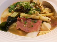 -成都你六姐·牛肉冒菜(城市集市合生汇店)