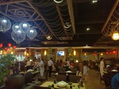 大堂-龙泉人椰子鸡.糟粕醋.海南菜(三亚旗舰店)