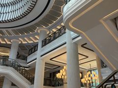 -浅深(世茂滨江精品店)