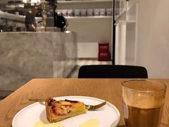 杏仁李子挞-大酉·M Coffee(北京美术馆店)