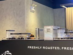 -瑞幸咖啡(凤凰海负一楼美食街店)