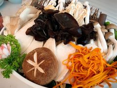 -捞神煲汤火锅(湖滨商业街店)